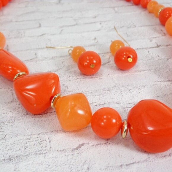 Orange bead necklace earring set with large chunky beads and gold accents - Picture 2 of 12